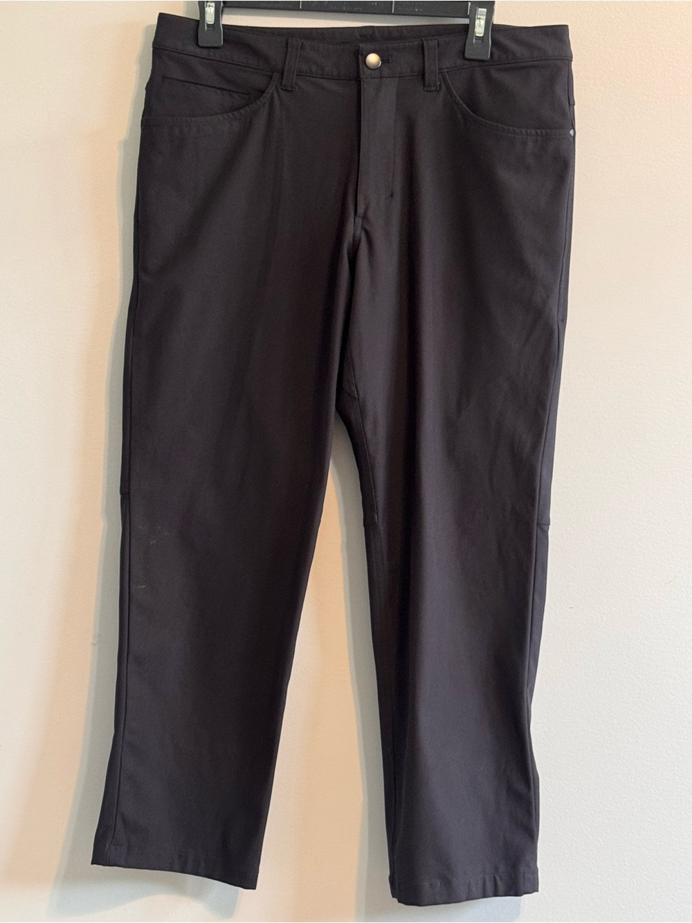 Lululemon Men’s Black Performance Pants Size 32 x 27